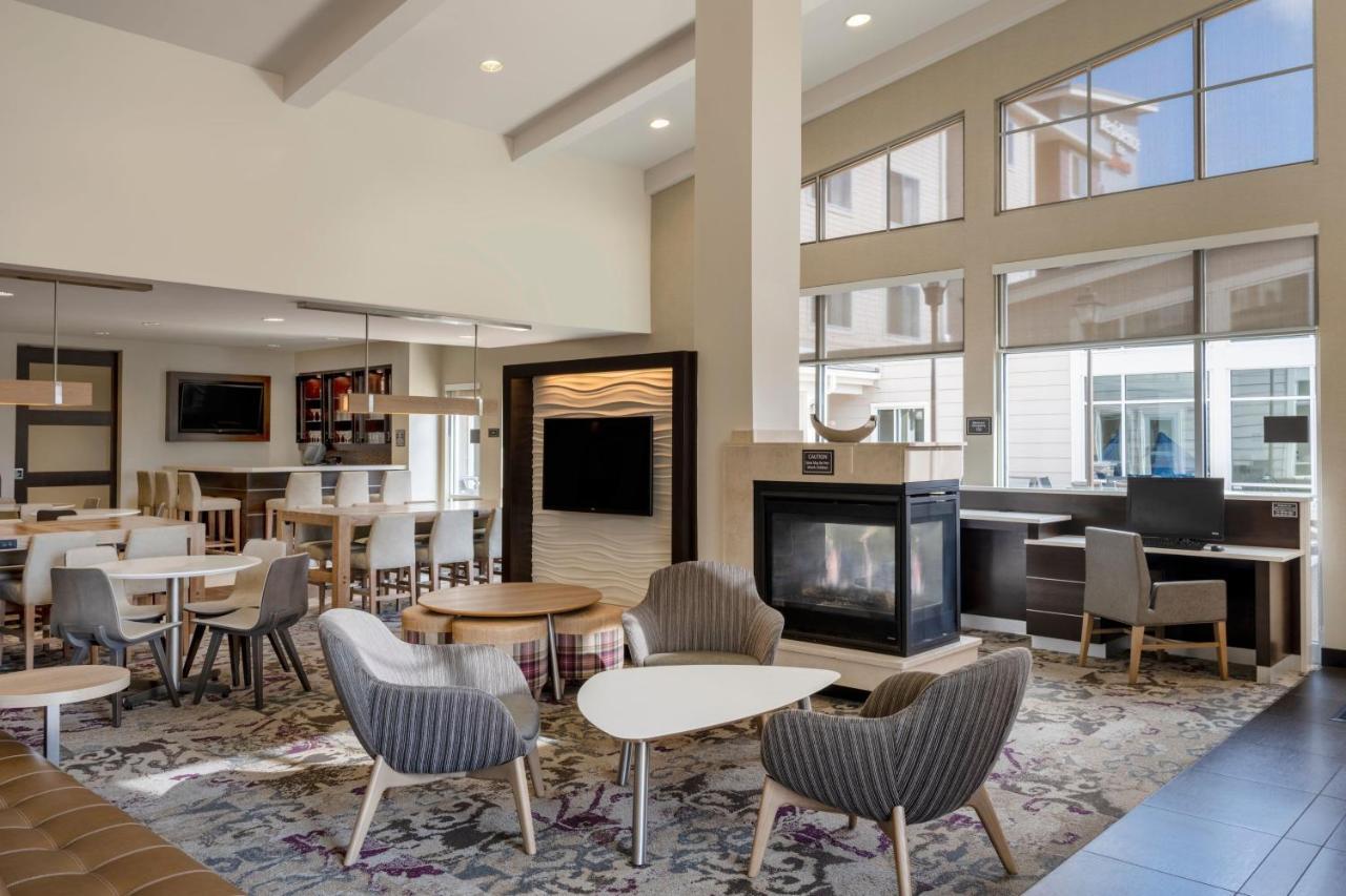 Residence Inn By Marriott Bloomington Bagian luar foto
