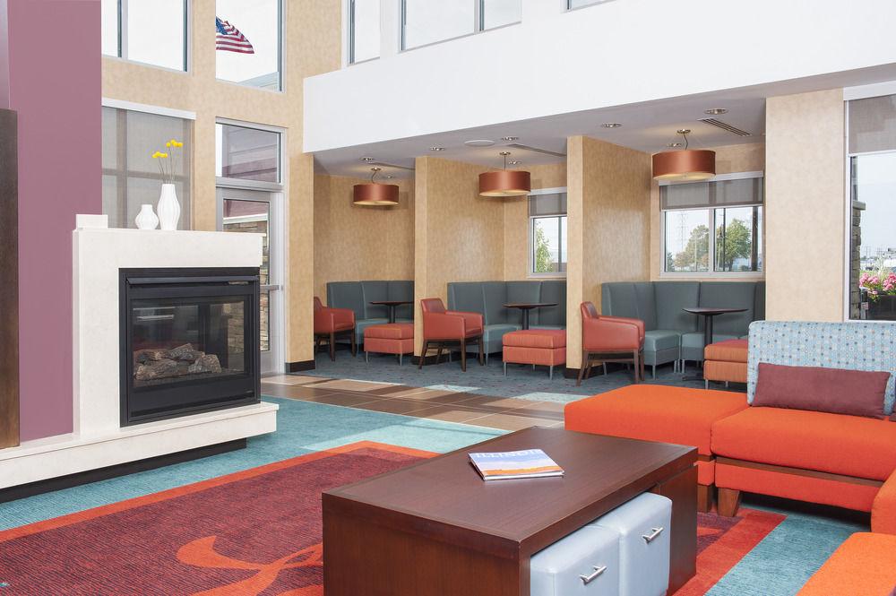 Residence Inn By Marriott Bloomington Bagian luar foto