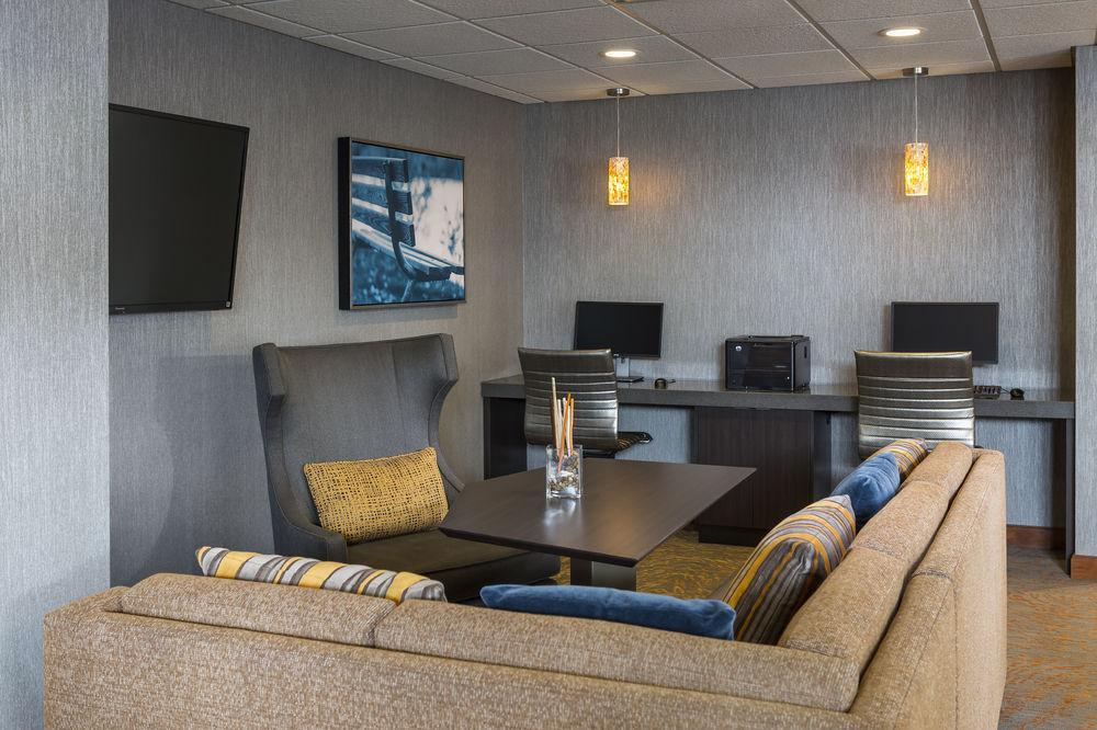 Residence Inn By Marriott Bloomington Bagian luar foto