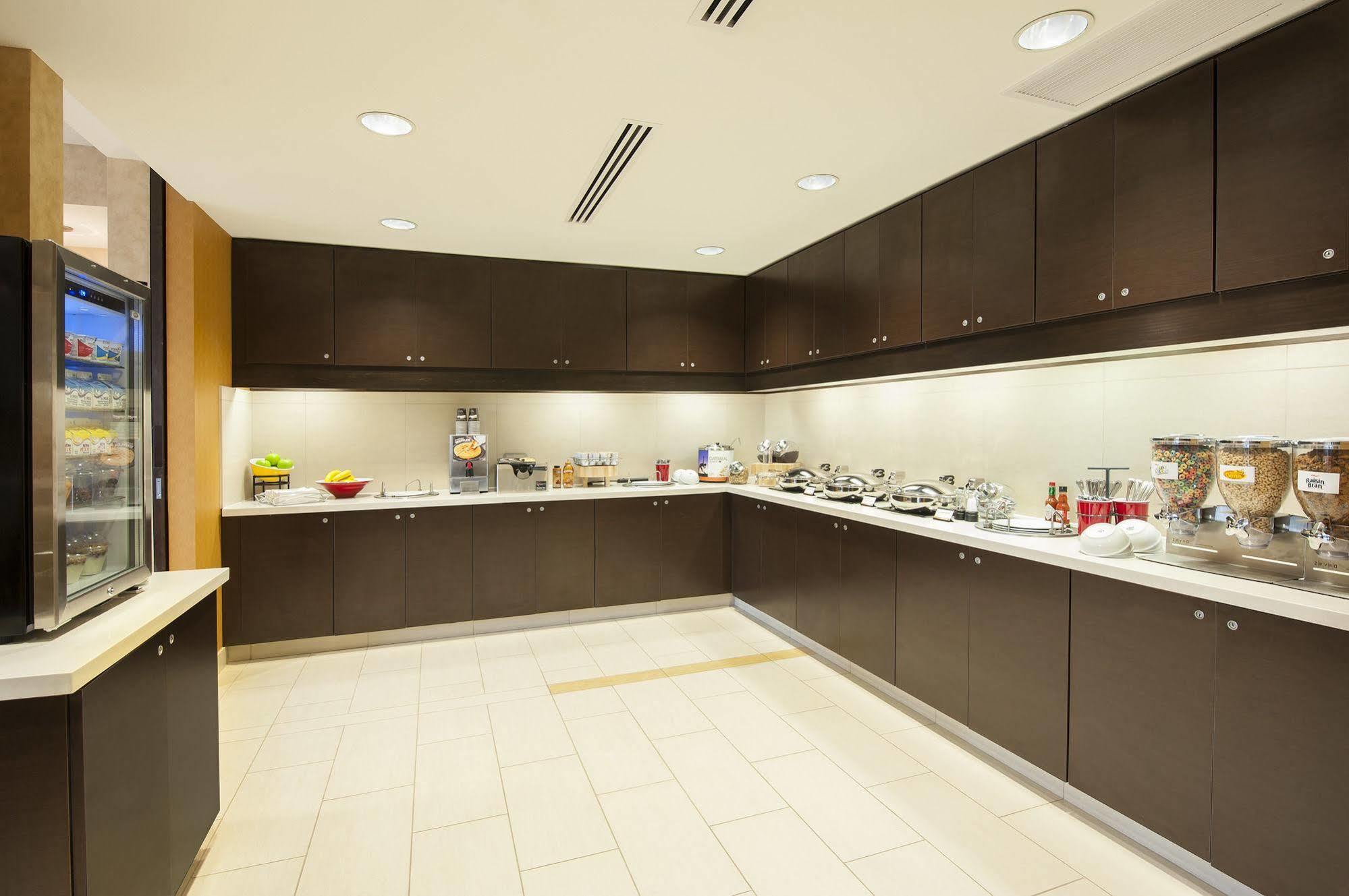 Residence Inn By Marriott Bloomington Bagian luar foto